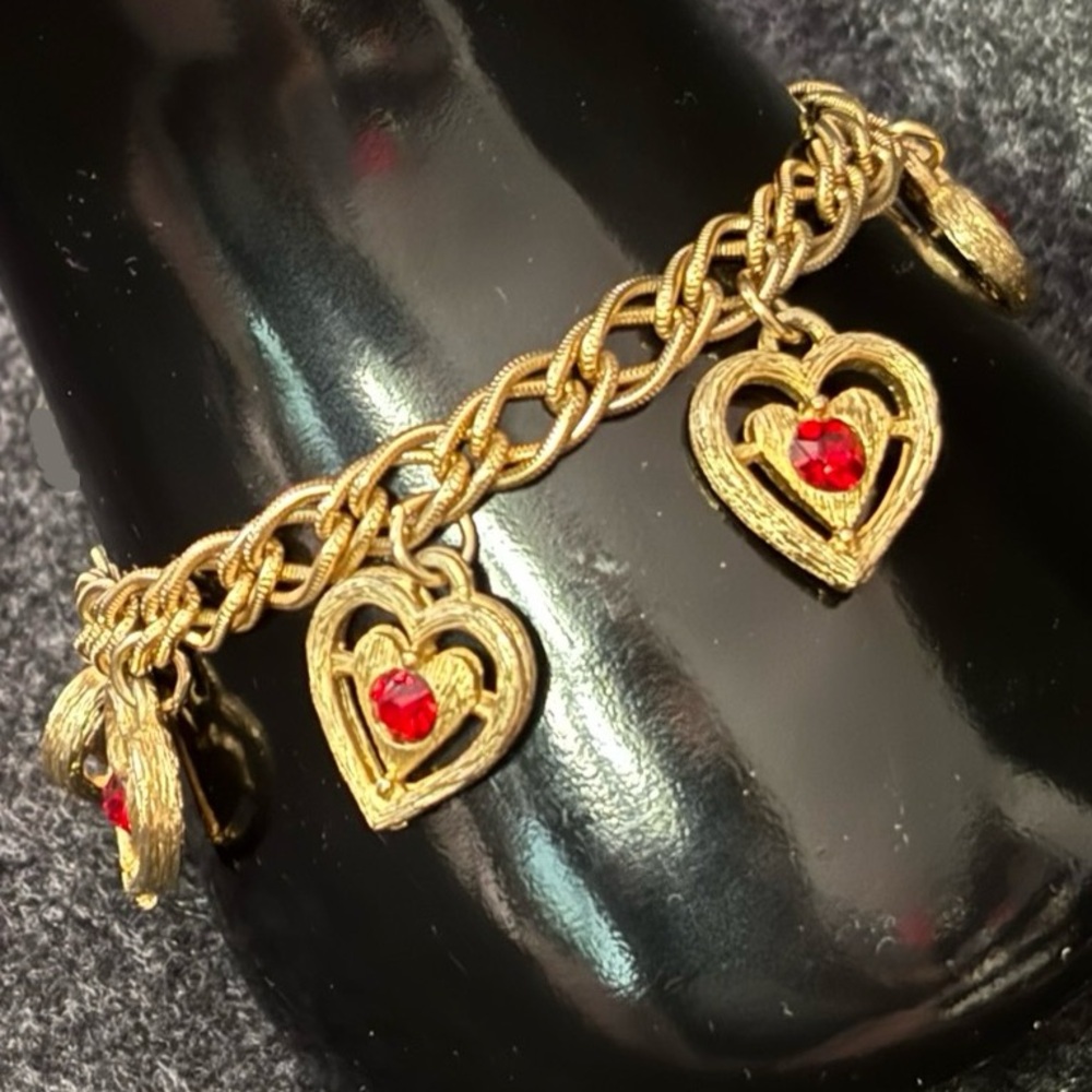 Vintage Gold-Tone Heart Charm Bracelet with Red Stone Accents